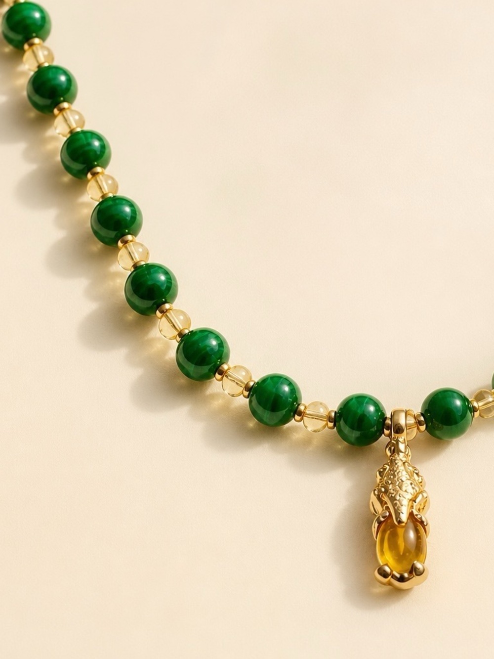 Vintage Malachite Stone Pendant Necklace - Gorgeous